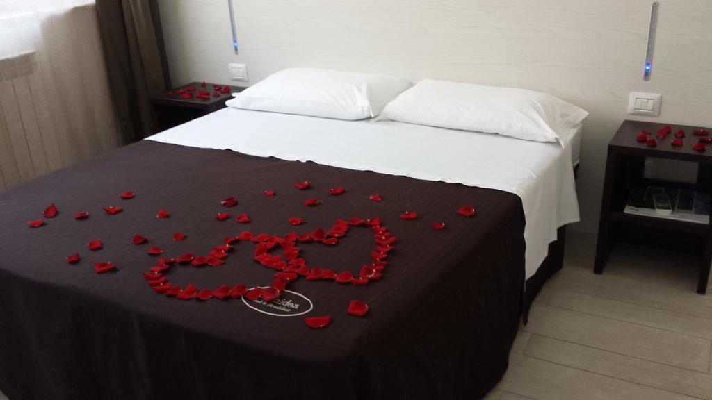 Orchidea Rooms & Suites Civitanova Marche Extérieur photo