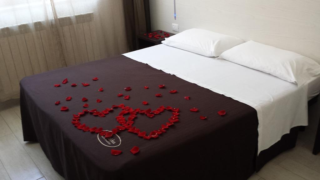 Orchidea Rooms & Suites Civitanova Marche Extérieur photo